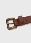 Faux leather belt Gold-toned hardware, buckle fastening 