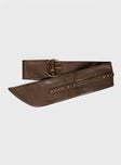 Faux leather belt Oversized thick design, gold-toned hardware, buckle fastening