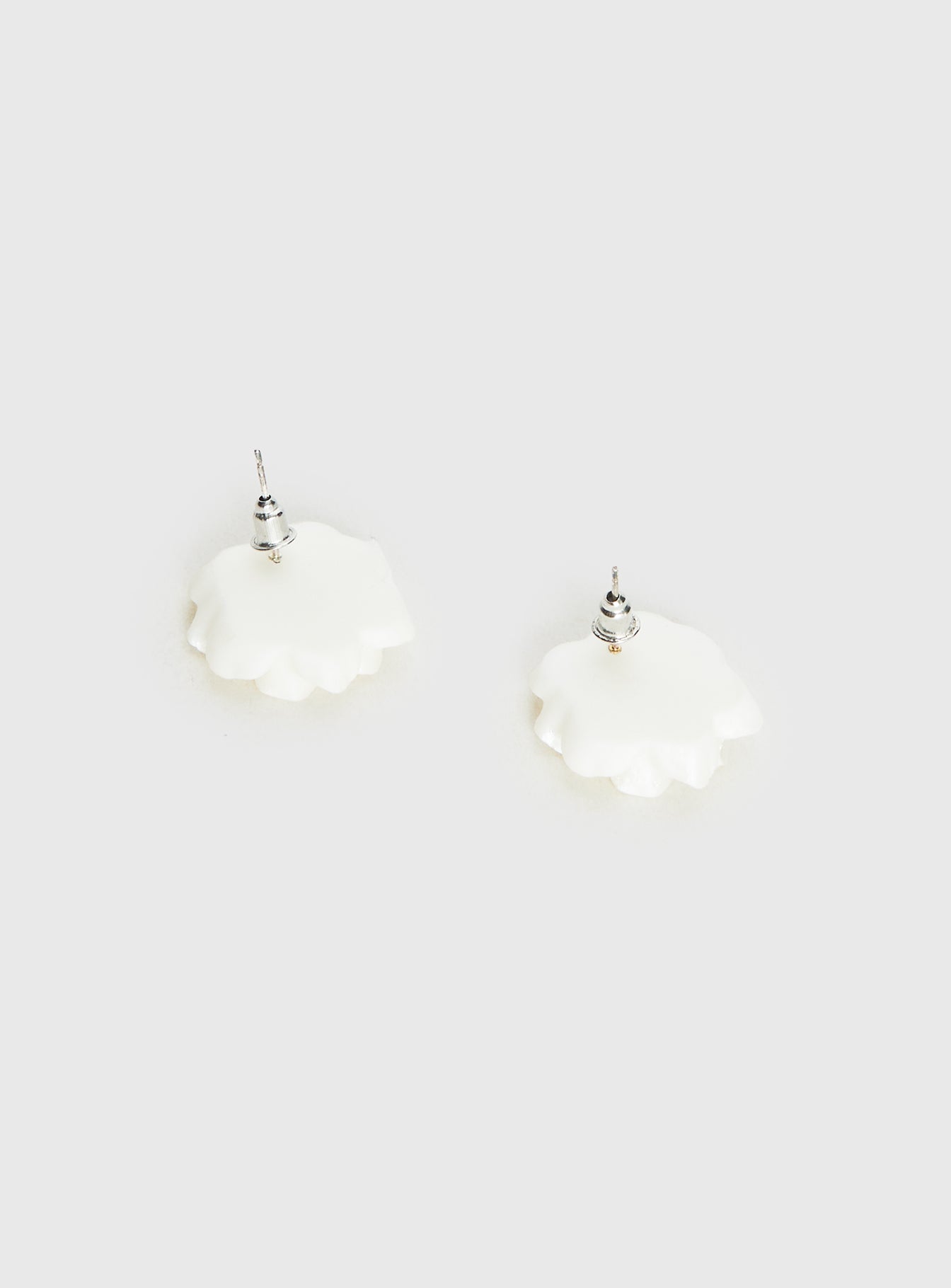 Livvy Floral Stud Earrings White