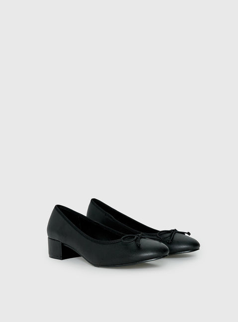 Therapy Diana Heeled Ballet Flats Black