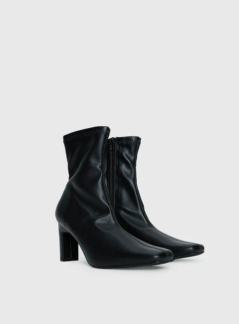 Therapy Bette Boot Black