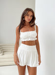 Matching set Crop top Adjustable shoulder straps Ruched design Shorts High rise Thick elasticated waistband 