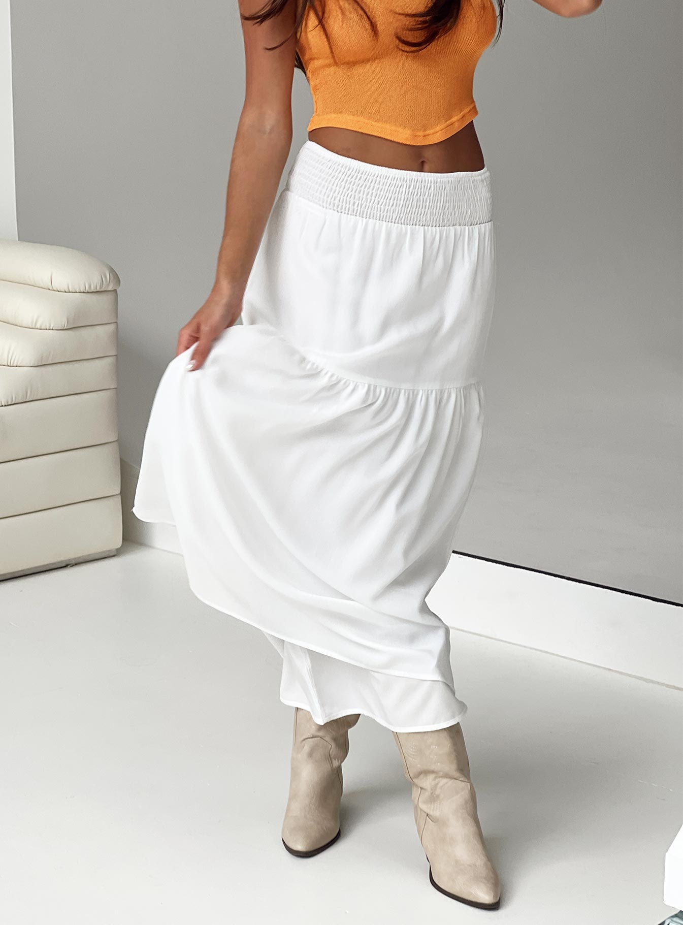 White flowy hotsell skirt princess polly