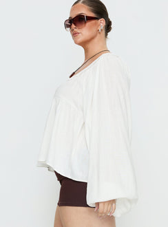 Benjie Long Sleeve Top White Curve