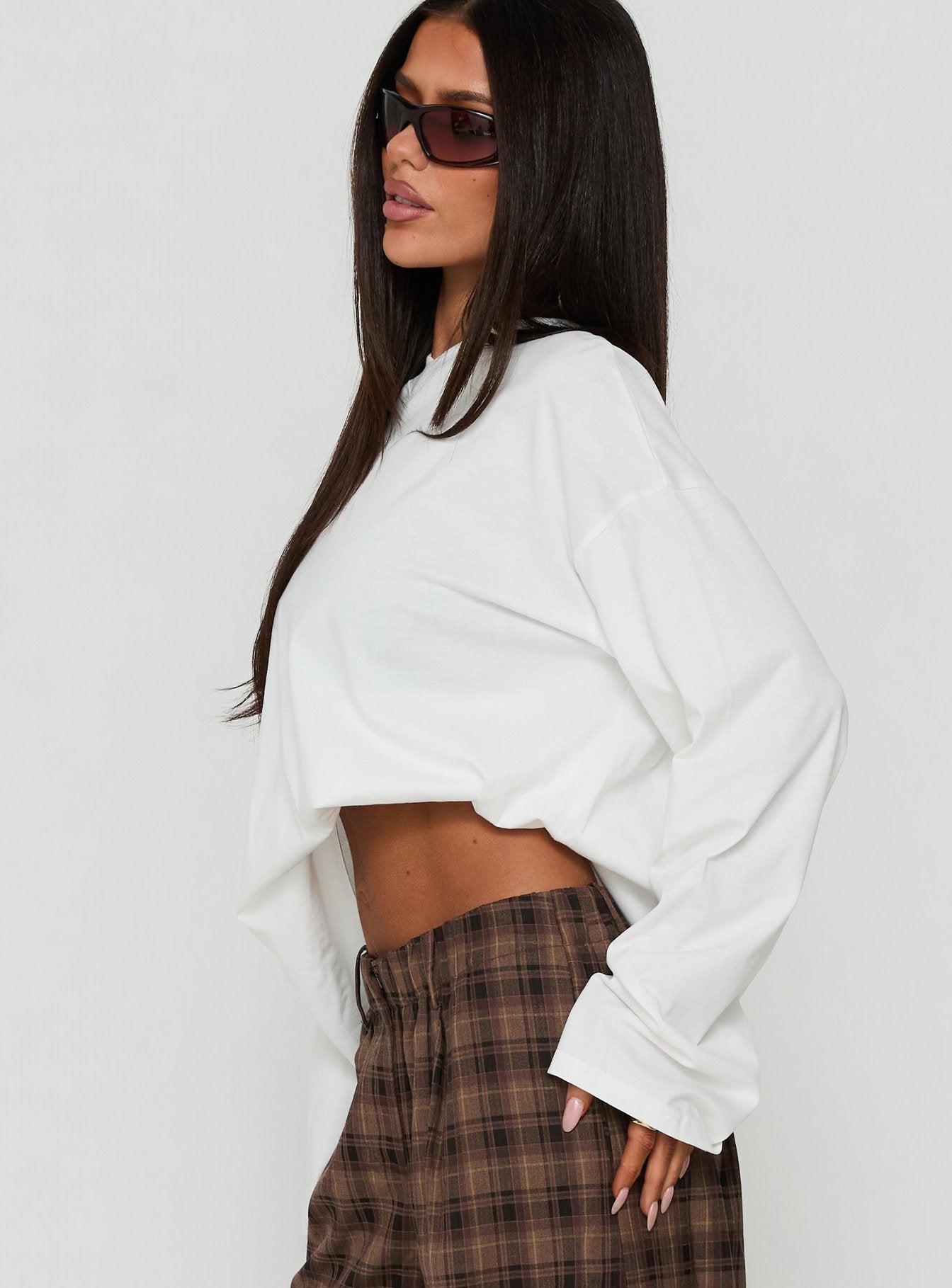 Settle Down Long Sleeve V Neck Top White