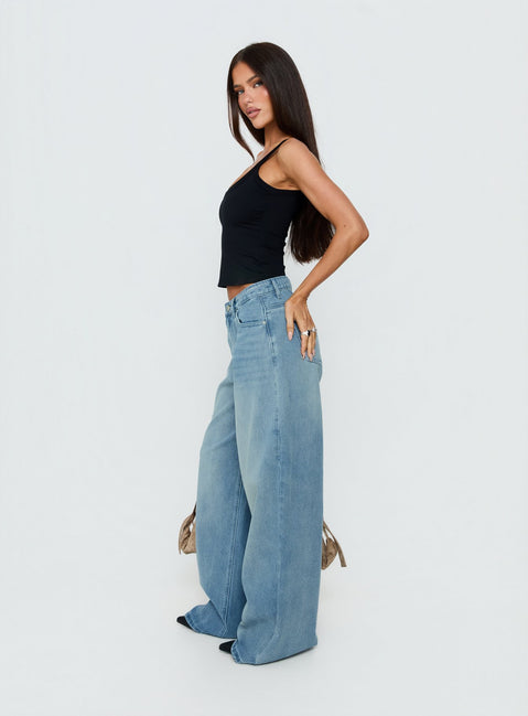 Naylor Mid Rise Wide Leg Jeans Light Wash Denim Light Blue Wash Petite