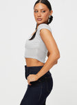 Crop top, slim fitting, sweetheart neckline, soft knit material Cap sleeves
