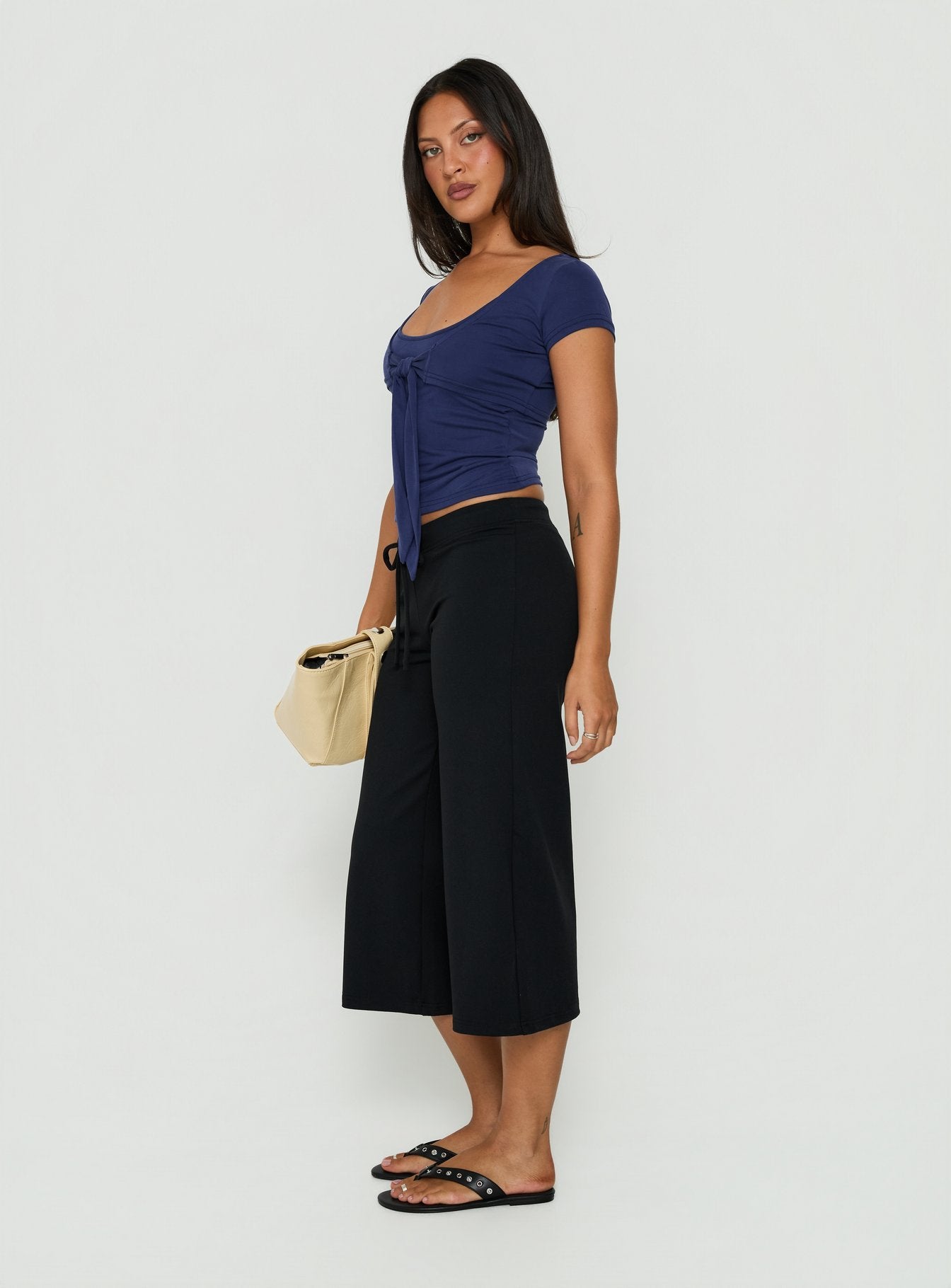 Kallora Low Rise Wide Leg Capris Black