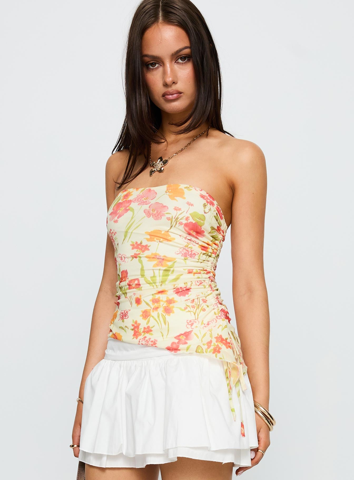 front view of model wearing Princess Polly Heidan Strapless Top Red Floral Sleeveless straight 