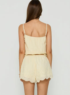 Madison Avenue Embroidered Detail Shorts Yellow