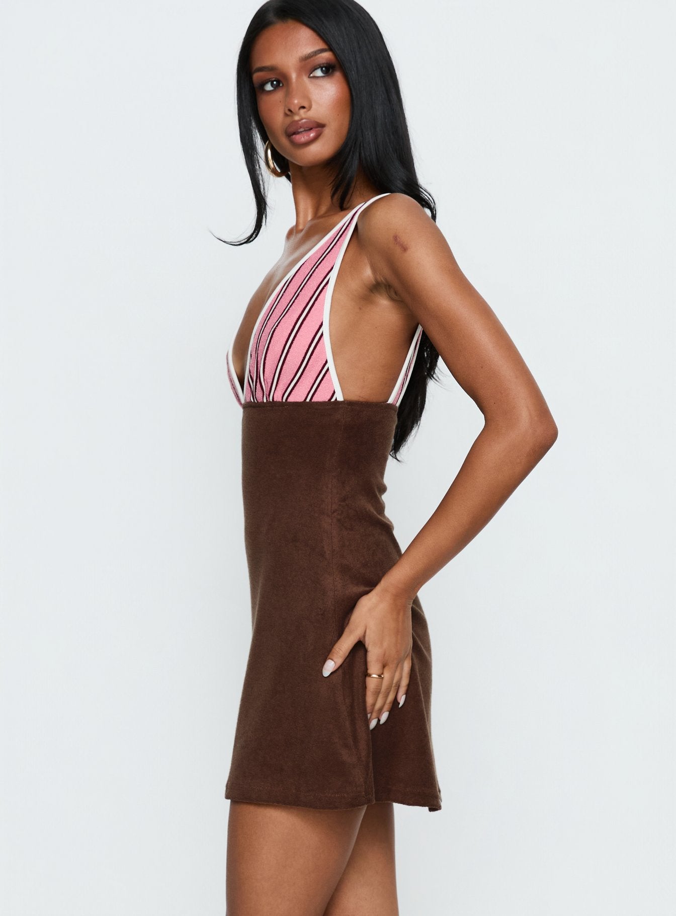 Aydenn Contrast Plunge Mini Dress Pink / Brown | Princess Polly
