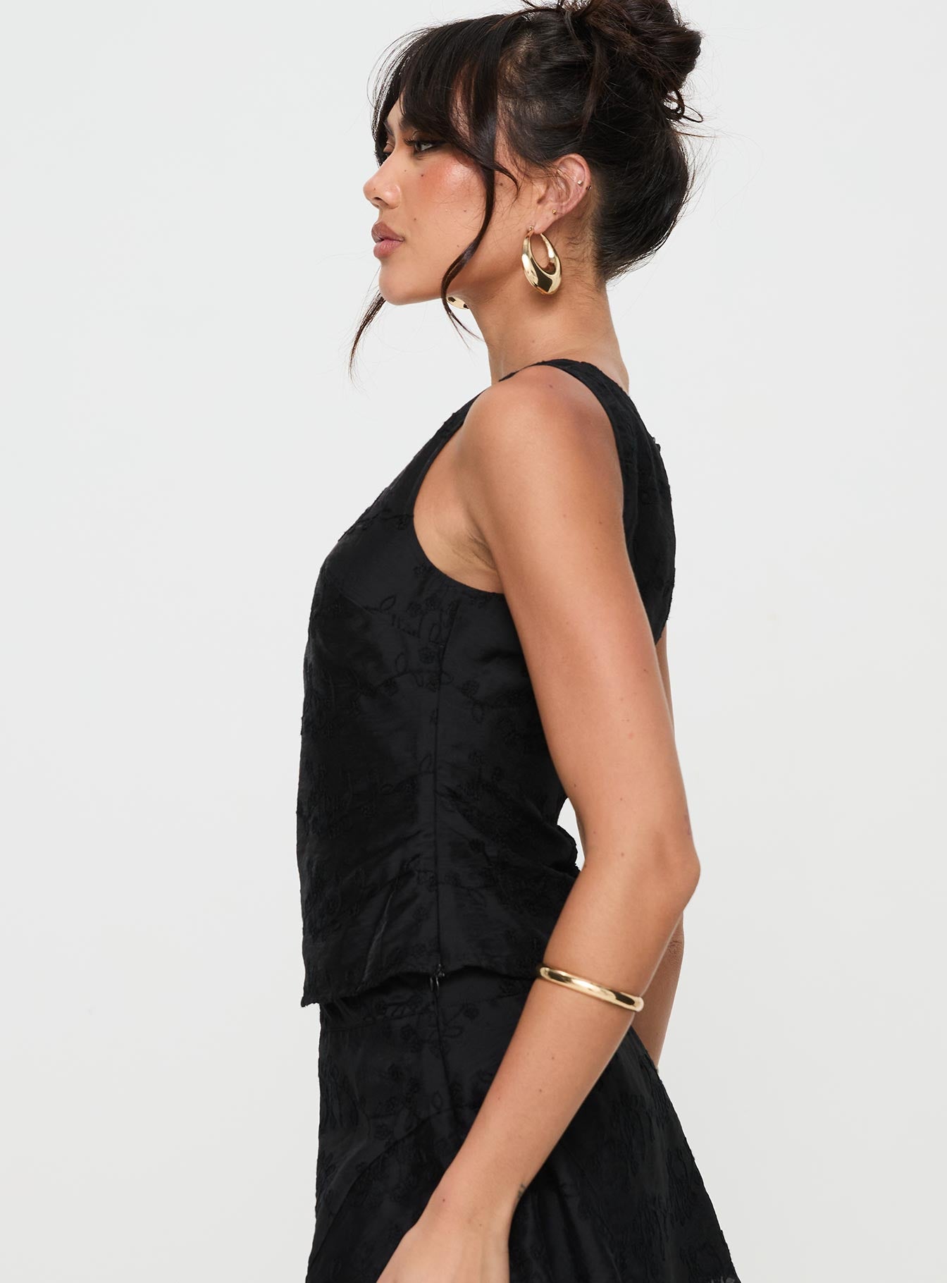 side view of model wearing Princess Polly Perilla Lace Top Black Sleeveless Crew Neck 