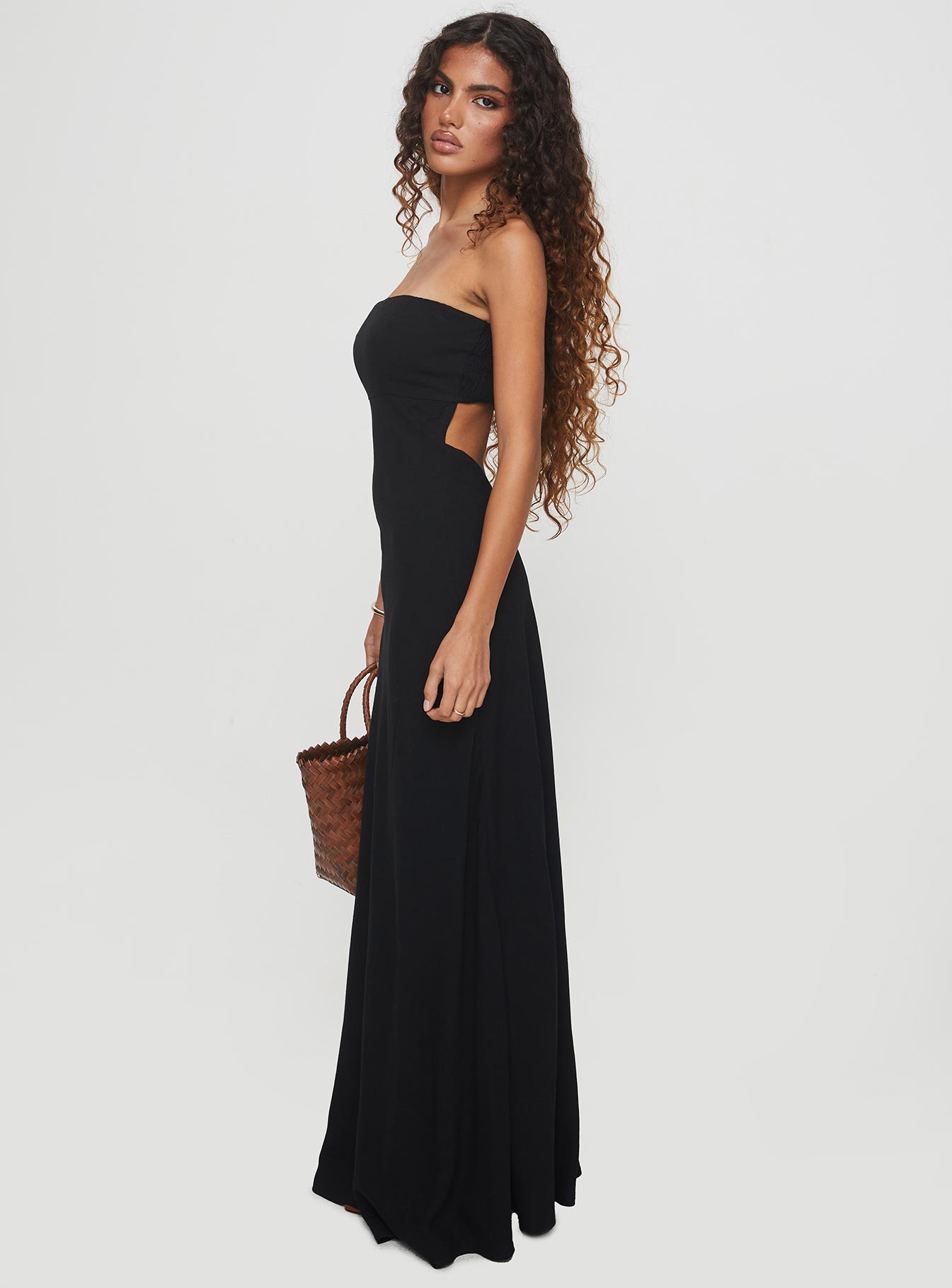 black mini dress with sleeves Velvi - Lydia - - Long Sleeve Short Dress - Final Sale Dimension:55.5 L x 21.57 W x 44.57 H Inches Hollow Out Trendy black midi dress for summer 2025 3 Drawer Dresser