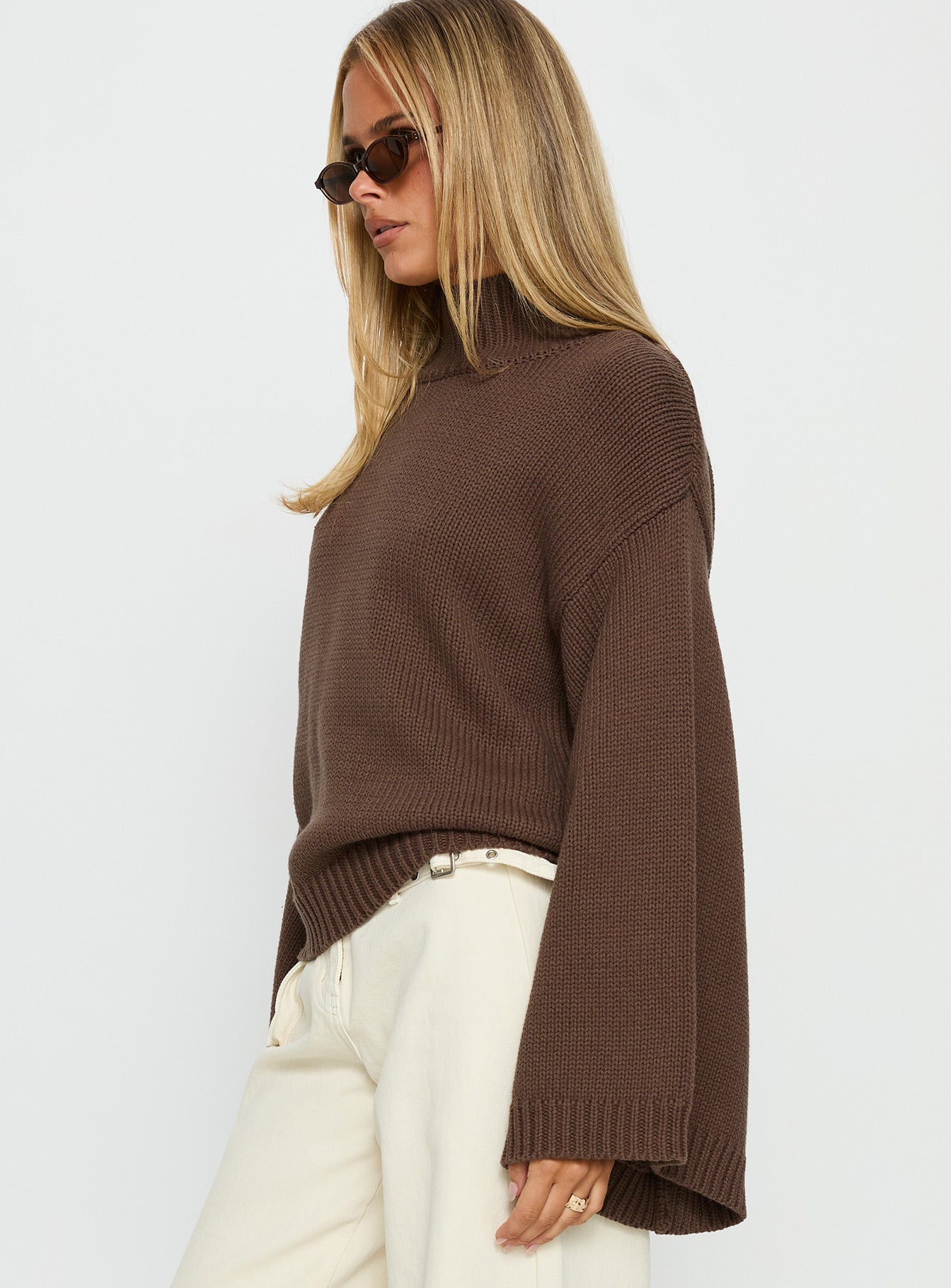 Neriel Funnel Neck Knit Sweater Chocolate | Princess Polly