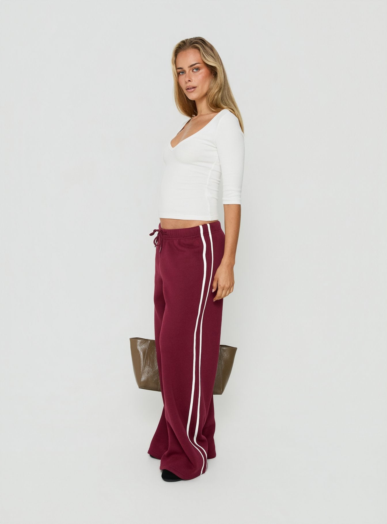Kennah Wide Leg Sweat Pants Cherry