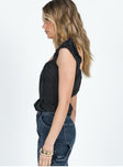 Crop top Cap sleeve Ruched design Zip fastening at back