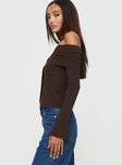 Off-the-shoulder top Long Sleeves with split at hem, folded neckline, ribbed knit-like material Elasticated neckline, button fastening at front 