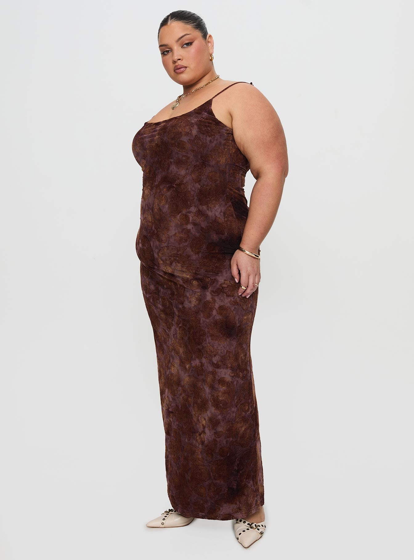 Knox Maxi Dress Chocolate Paisley Curve | Princess Polly Knox Maxi Dress Chocolate Paisley Curve | Princess Polly