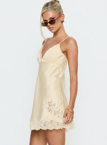 Yellow Lace Dresses Yellow Lace Dresses