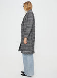 Plaid coat Lapel collar, button fastening at front, twin side pockets Non-stretch, fully lined