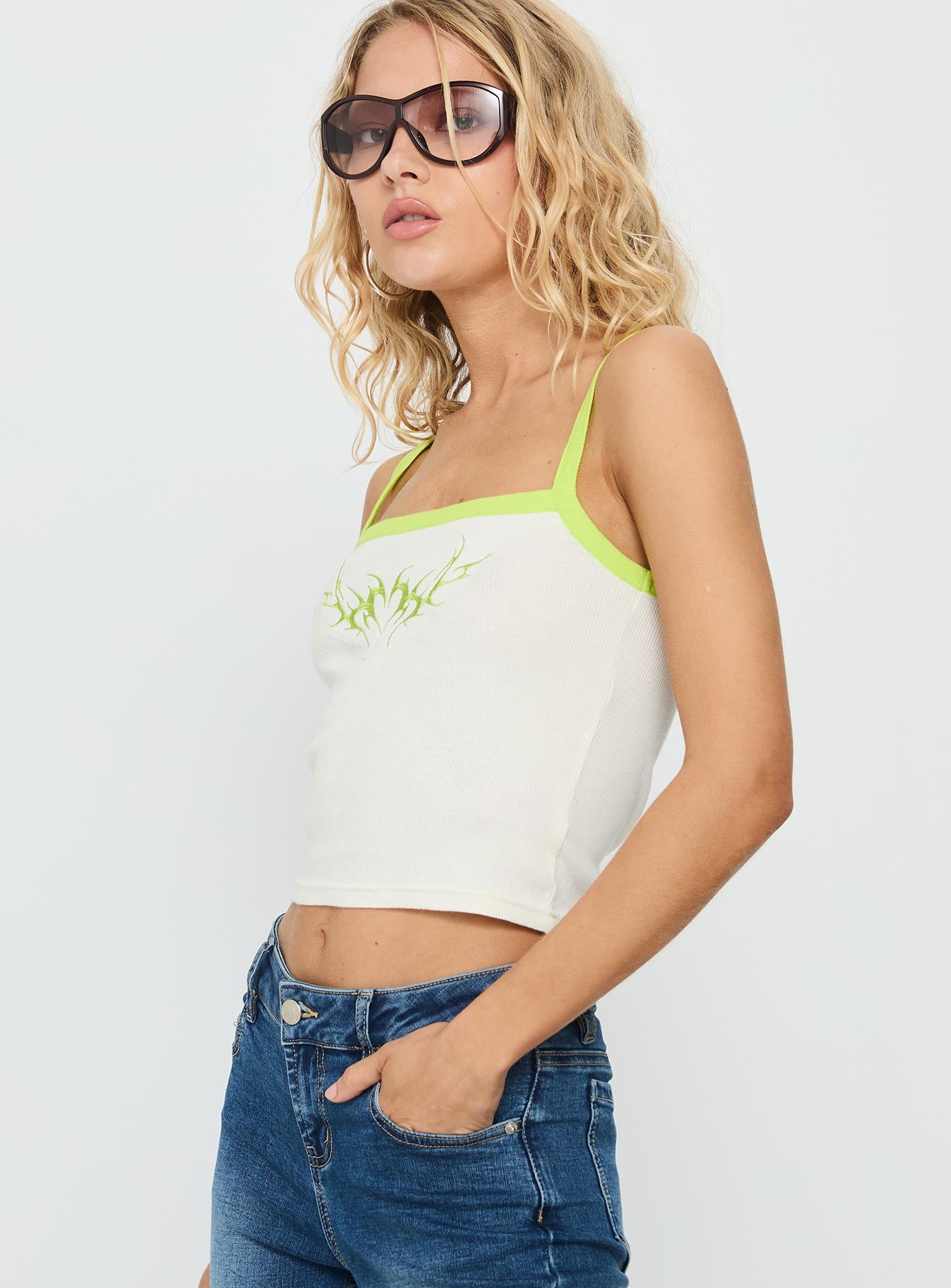 Heatrstruck Graphic Tank Top White