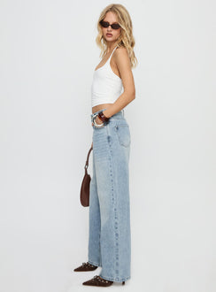 Serenitia Mid Rise Relaxed Jeans Light Wash Petite