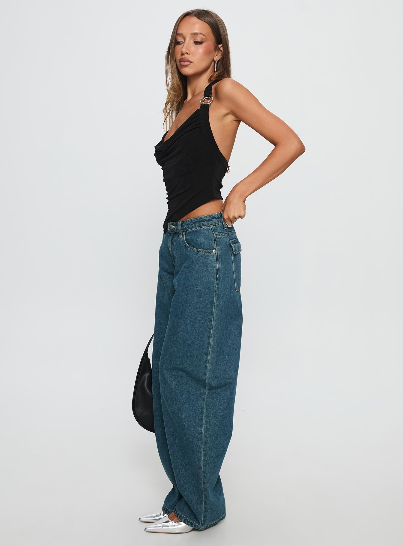 Juda Mid Rise Barrel Leg Jeans Mid Blue Wash