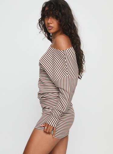 Off The Shoulder Long Sleeve Dresses Off The Shoulder Long Sleeve Dresses