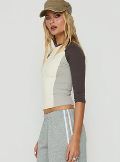Daily Define 3/4 Sleeve Raglan Tee Multi