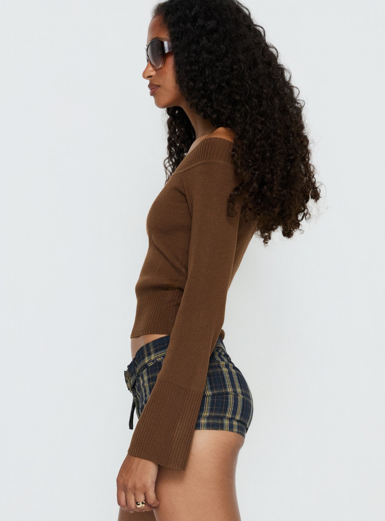 Perrey Long Sleeve Off Shoulder Top Brown | Princess Polly