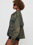 Denim jacket Oversized fit, drop shoulder, classic collar, button fastening, twin breast pockets Non-stretch material, unlined 