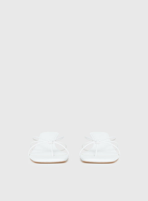 Avedon Heels White