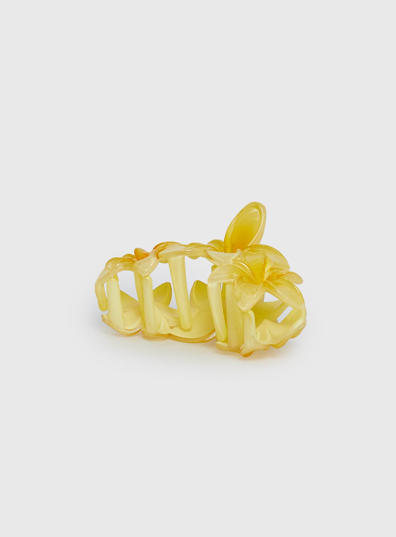 Chianti Frangipani Claw Clip Yellow | Princess Polly