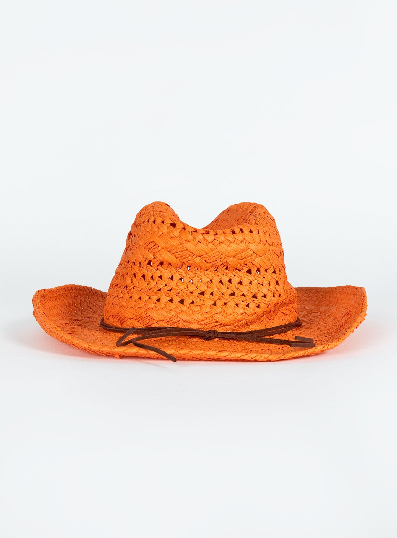 Woven cowboy hat Curved wide brim, mouldable brim shape, bead detail