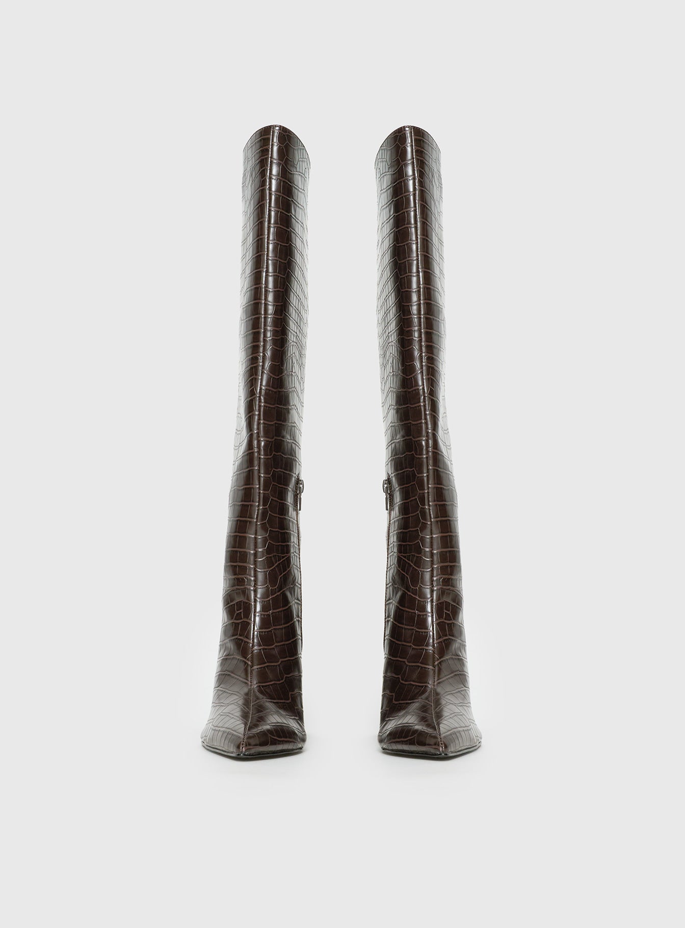 Good Judgement Knee High Boots Chocolate