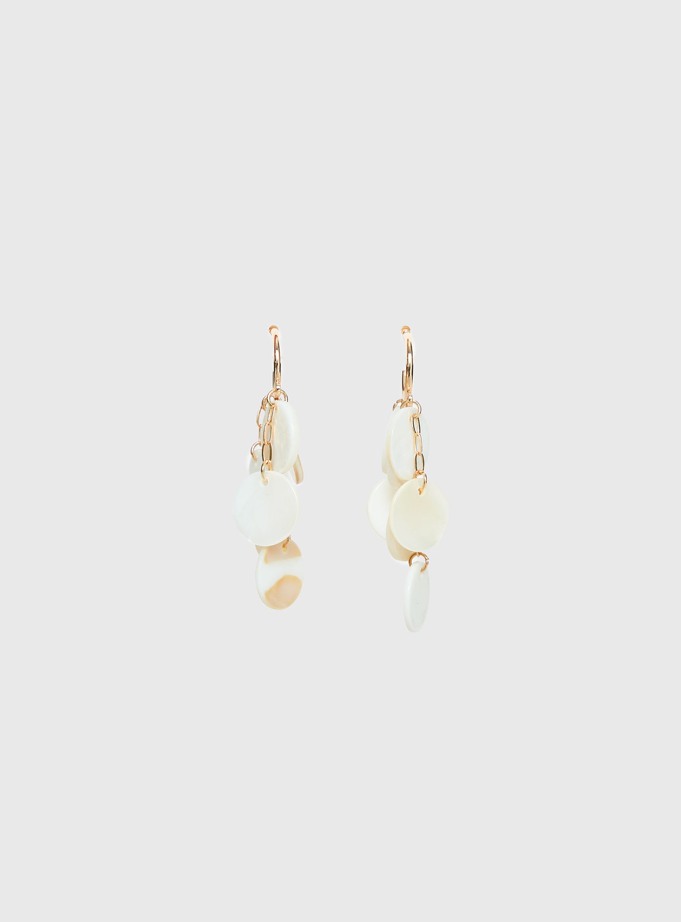 Elizabette Shell Earrings White