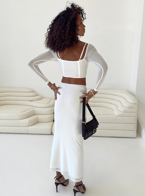 Matching set Mesh material Long sleeve corset top Adjustable shoulder straps  Wired cups Boning through front Maxi skirt Thin elasticated waistband  Good stretch Partially lined