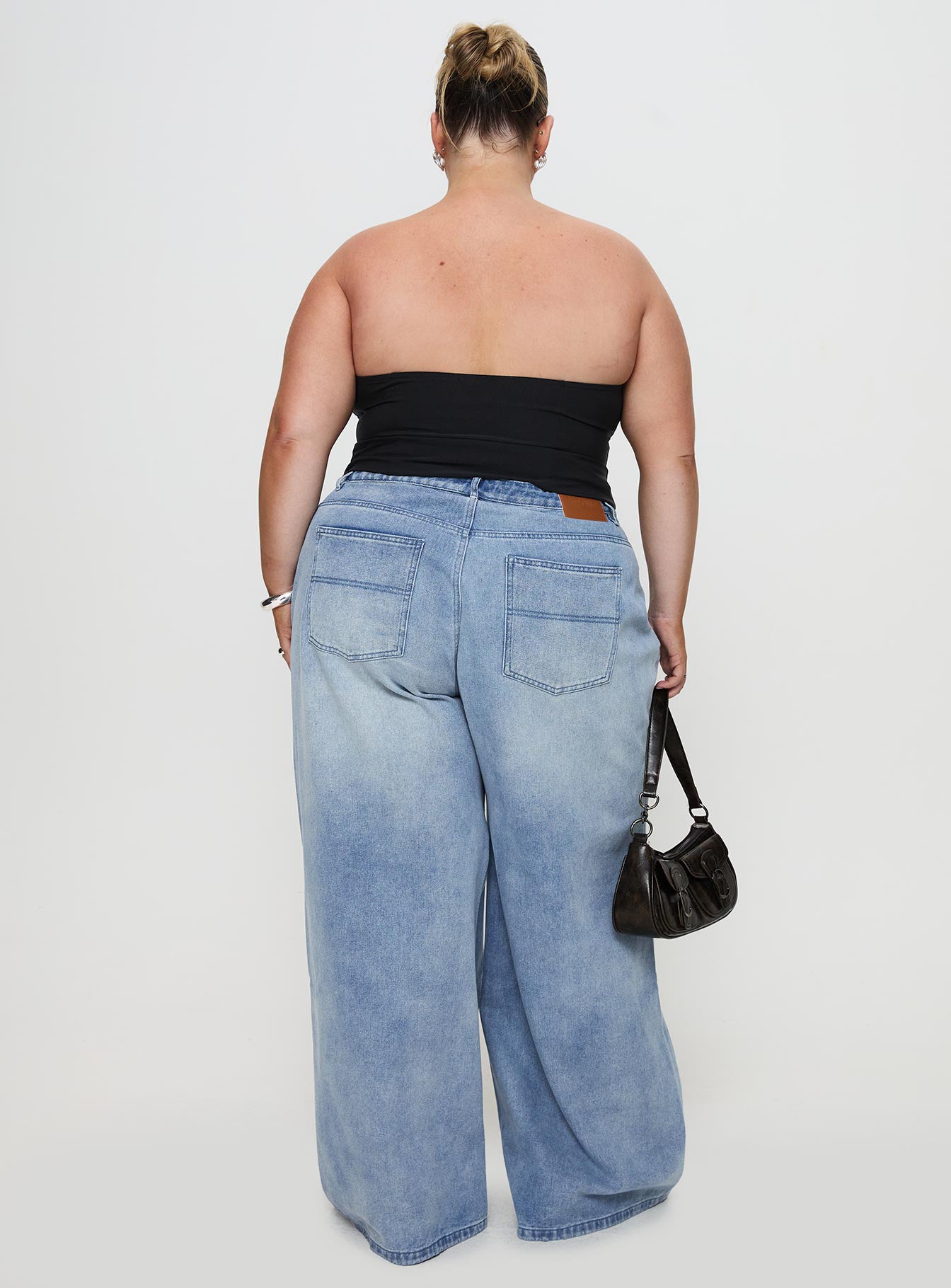 Naylor Wide Leg Jeans Light Wash Denim Curve | Princess Polly Naylor Wide Leg Jeans Light Wash Denim Curve | Princess Polly
