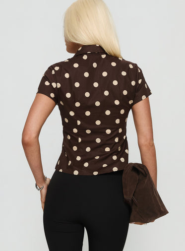 Lift Off Button Up Top Choc / Lemon Polka