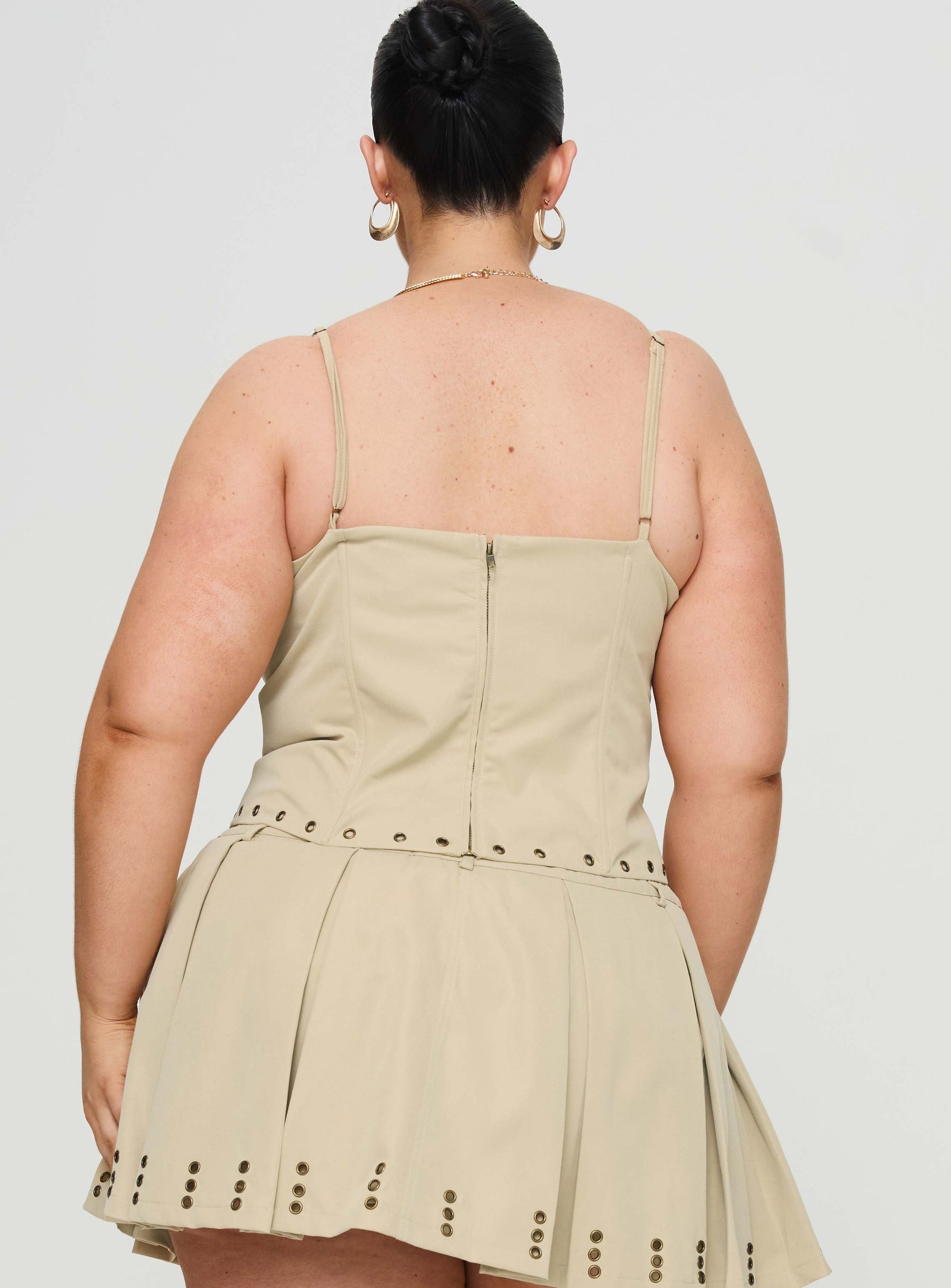 back view of model wearing Princess Polly Alinzia Eyelet Corset Top Beige Curve Sleeveless Square Neck 