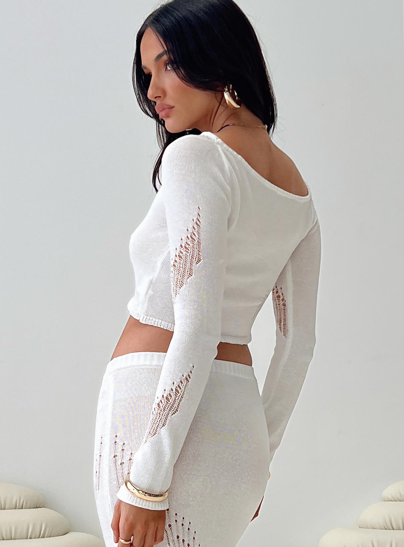 White knitted long sleeve sales top