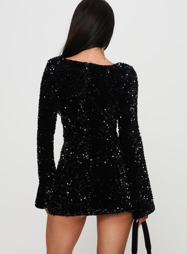 Vinelle Long Sleeve Mini Dress Black