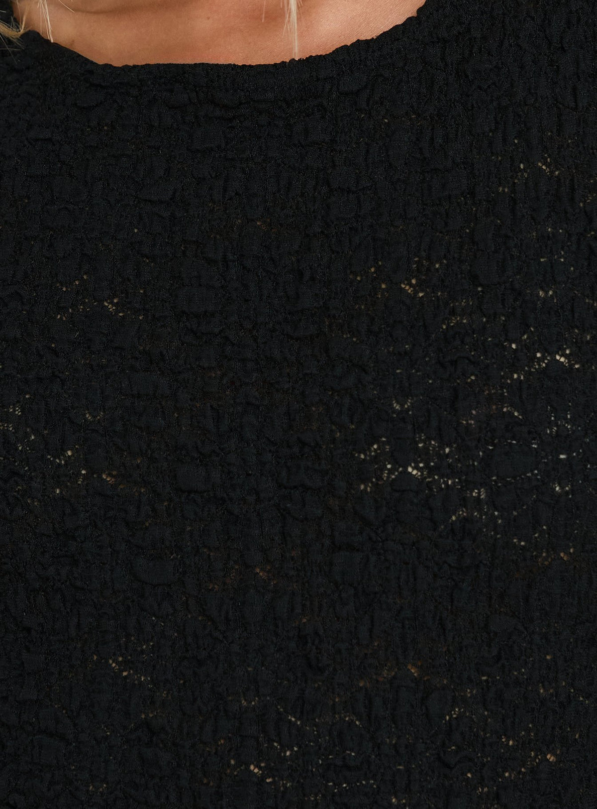 Rowann Textured Top Butter Black
