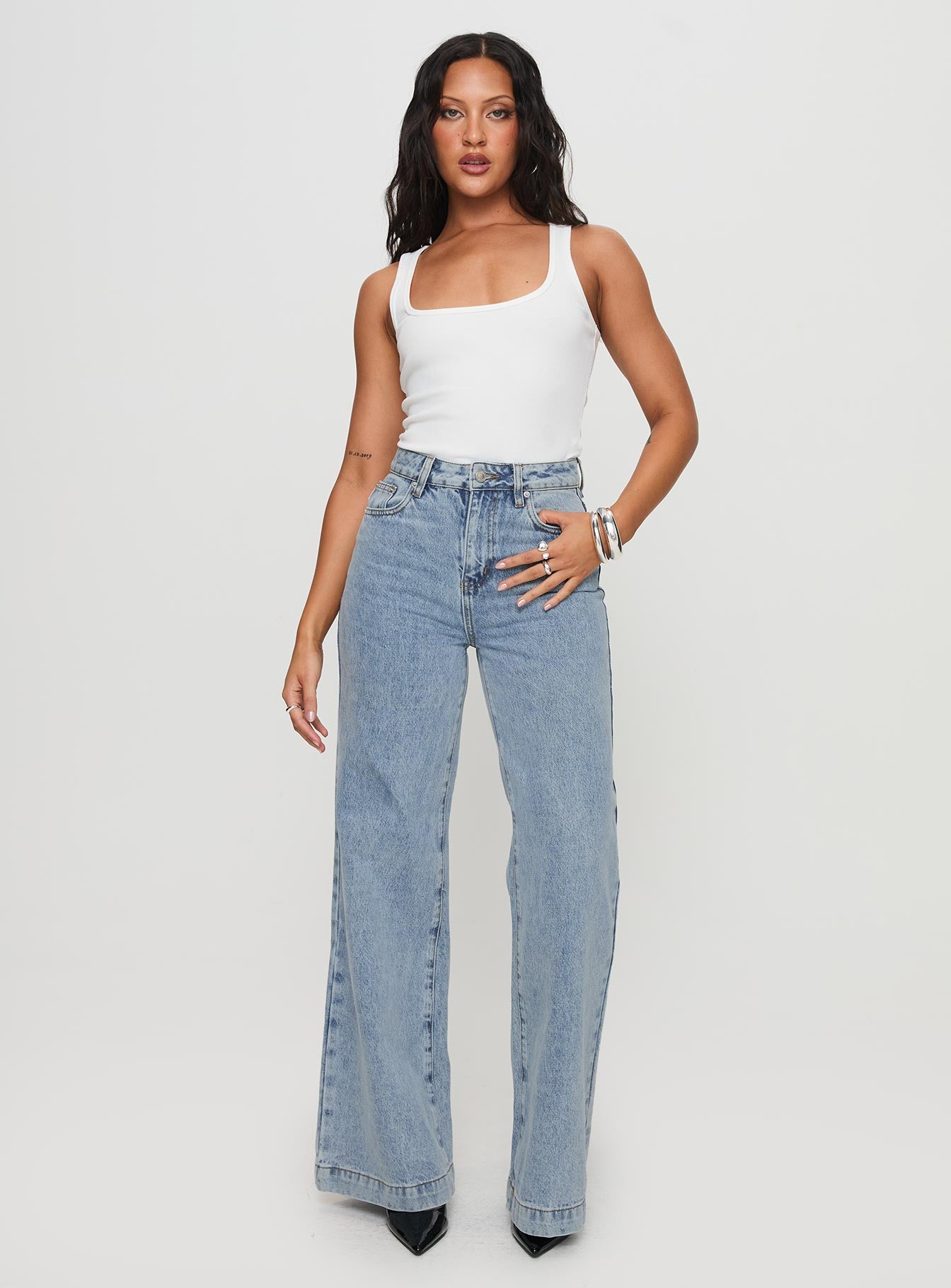 Goldie High Wide Jean Light Wash | Princess Polly