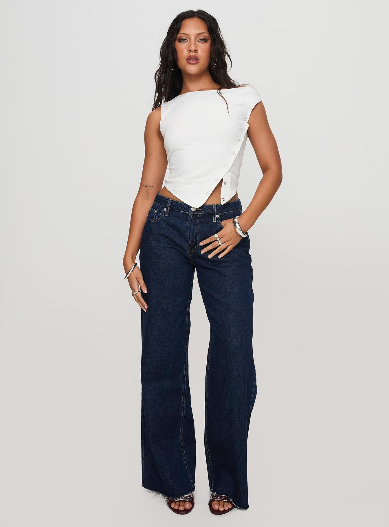 Darla Low Rise Straight Jean Dark Wash Petite | Princess Polly