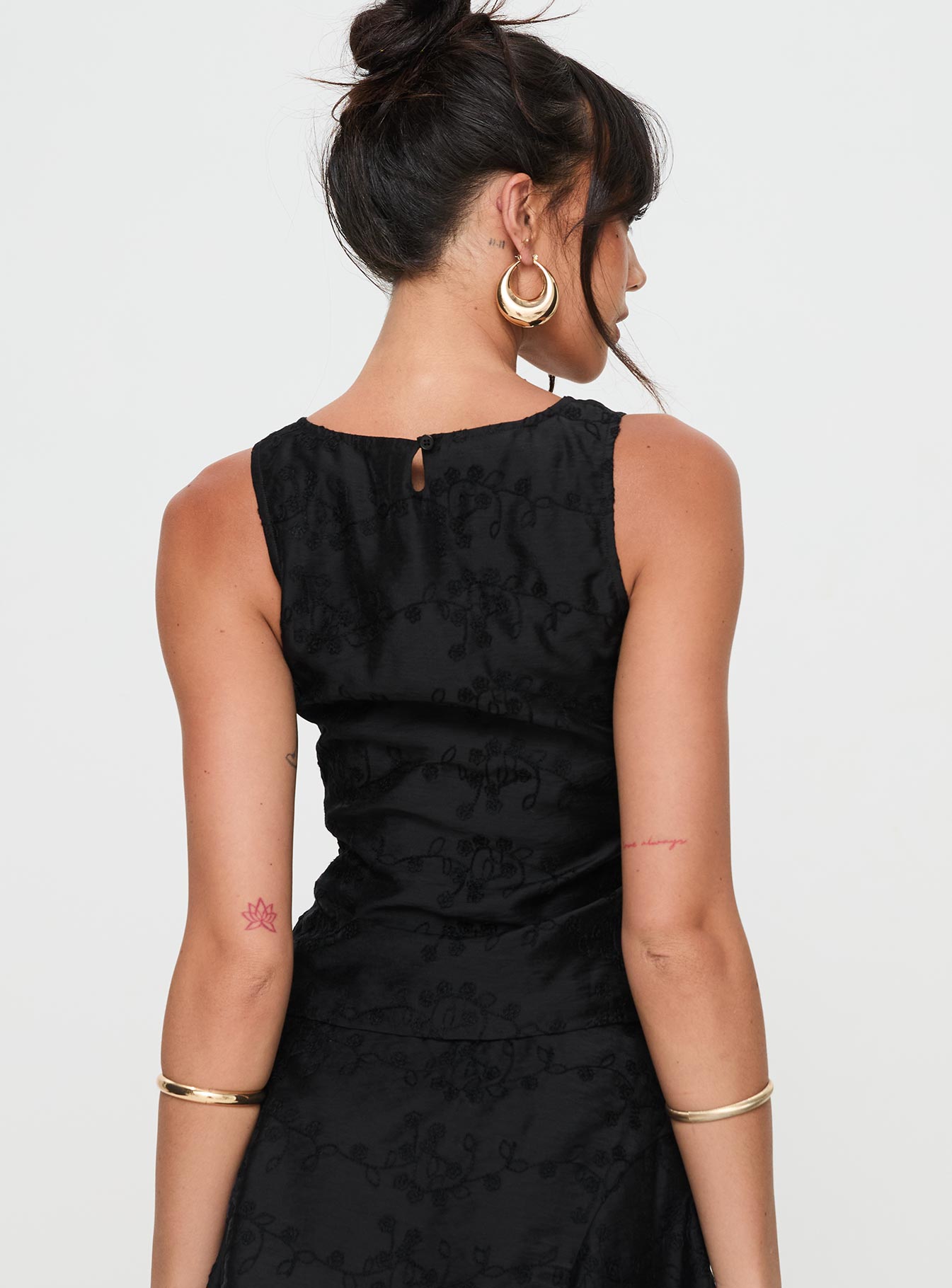 back view of model wearing Princess Polly Perilla Lace Top Black Sleeveless Crew Neck 