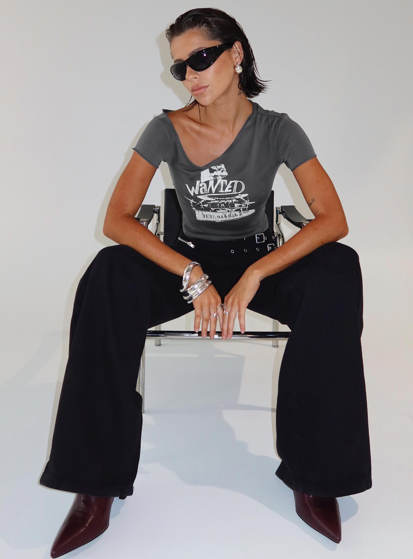 Star Wanted Asymmetrical Tee Grey