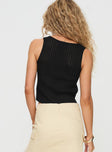 Knit top Rib material, tie fastening at front, open front Good stretch, unlined
