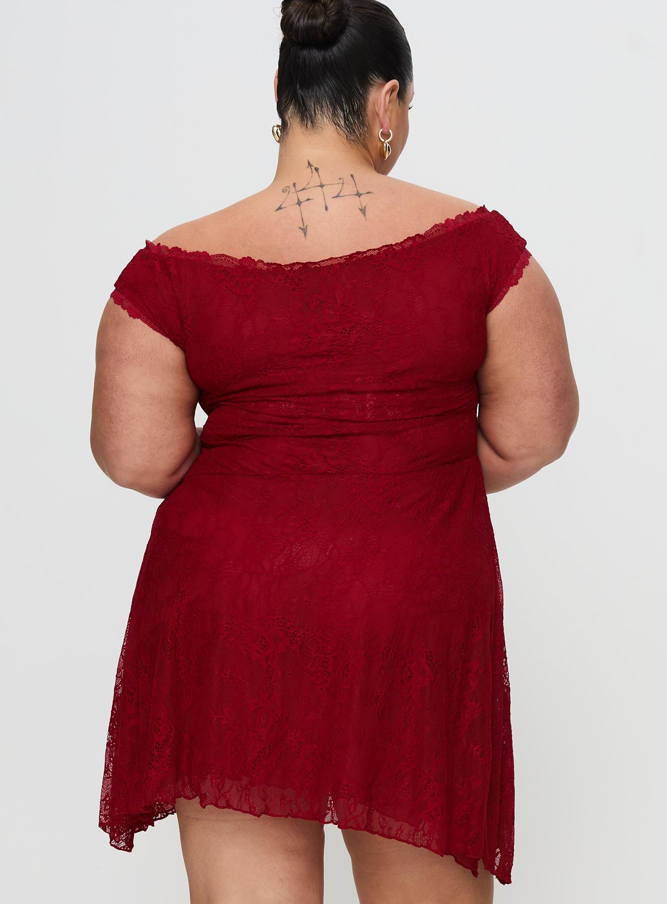 dolce vita lace dress La Dolce Vita Lace Mini Dress Red