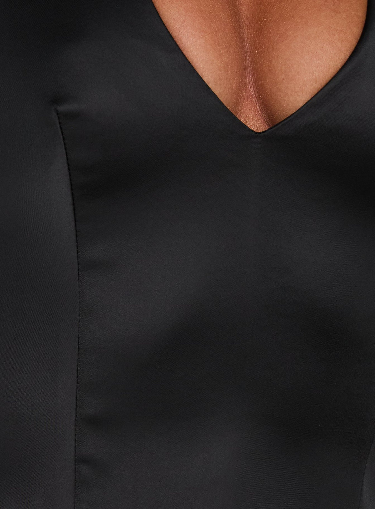 Adolea Scarf V Neck Top Black